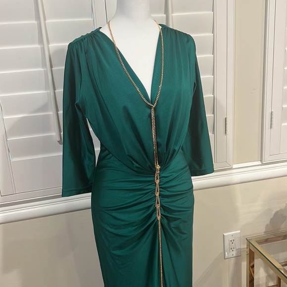 Eva Mejl Kimberly’s emerald green evening Dress - Picture 6 of 10